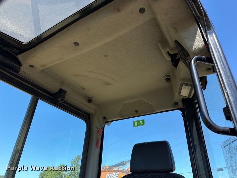 image for item DT2951 2016 Caterpillar 305E2 mini excavator