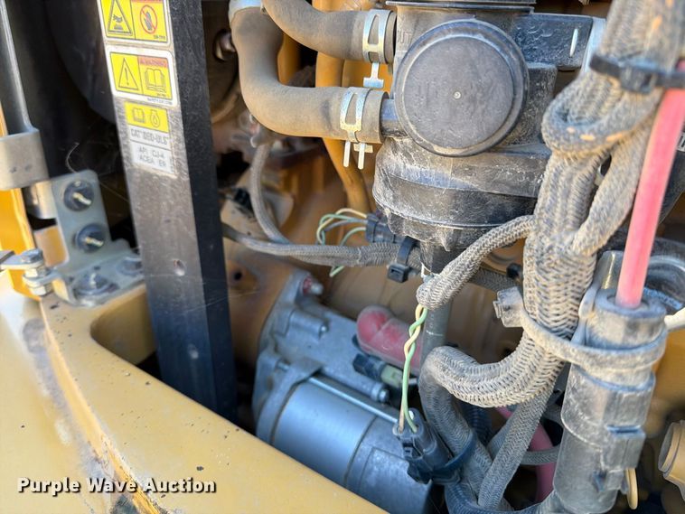 image for item DT2951 2016 Caterpillar 305E2 mini excavator