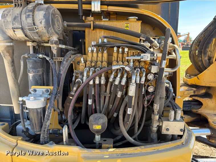 image for item DT2951 2016 Caterpillar 305E2 mini excavator