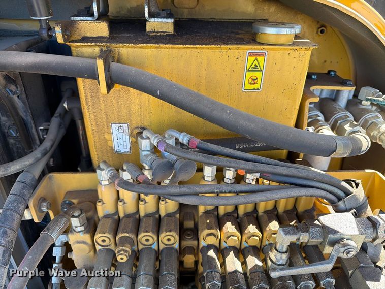image for item DT2951 2016 Caterpillar 305E2 mini excavator