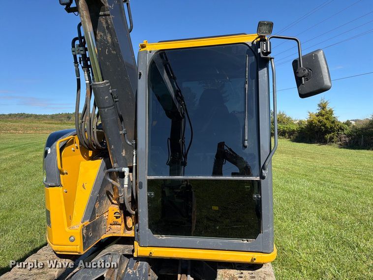 image for item DT2952 2024 John Deere 75P mini excavator