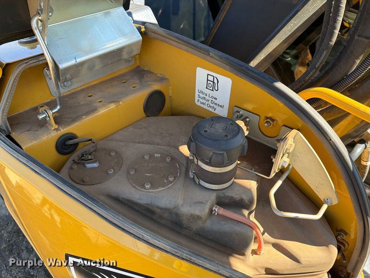 image for item DT2952 2024 John Deere 75P mini excavator