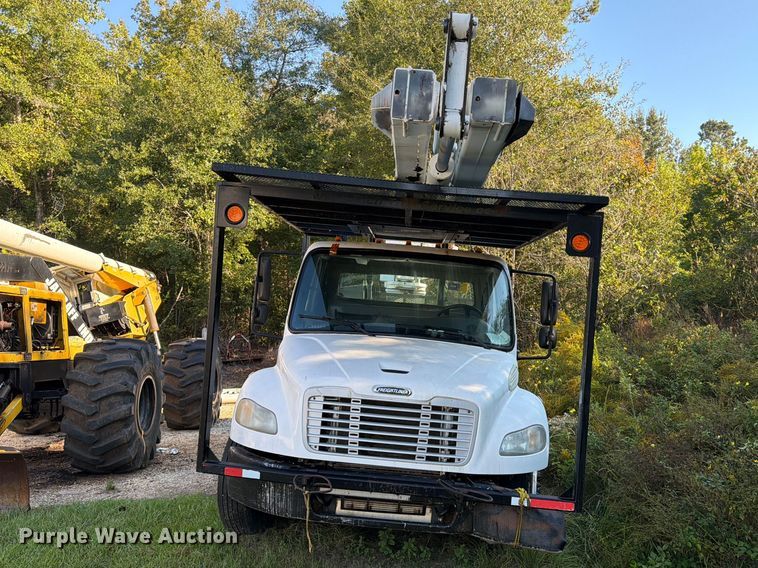 2013 Freightliner M2 forestry bucket truck
