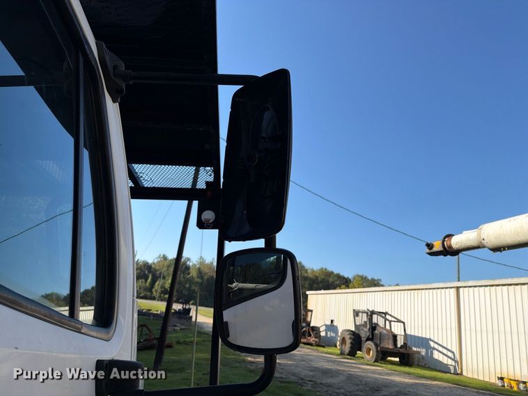 image for item DT2955 2013 Freightliner M2 forestry bucket truck