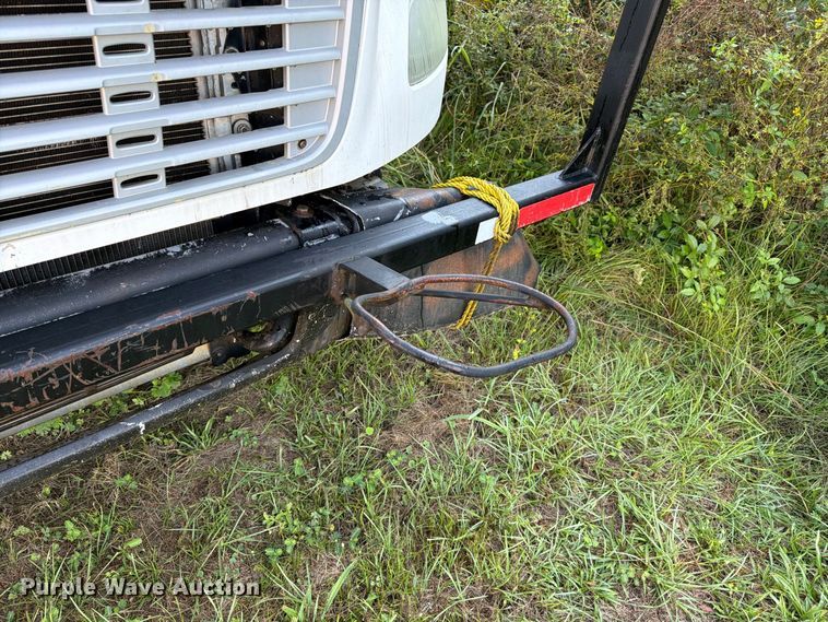image for item DT2955 2013 Freightliner M2 forestry bucket truck