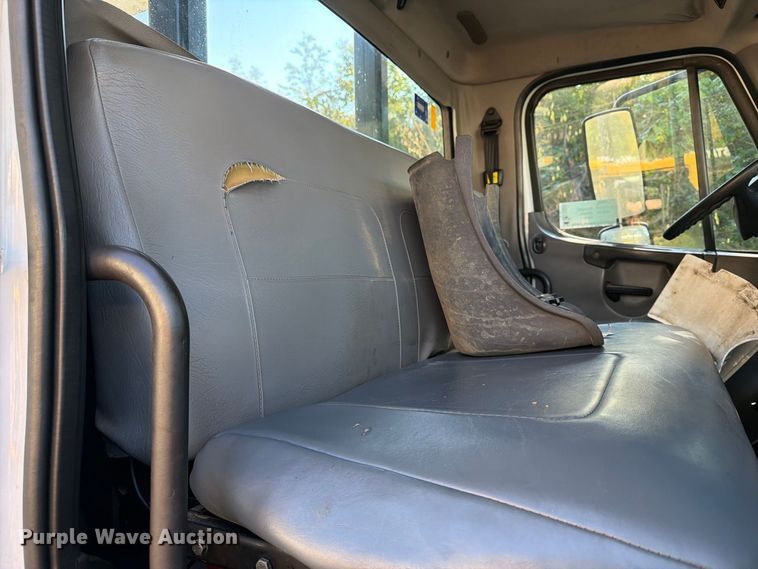 image for item DT2955 2013 Freightliner M2 forestry bucket truck