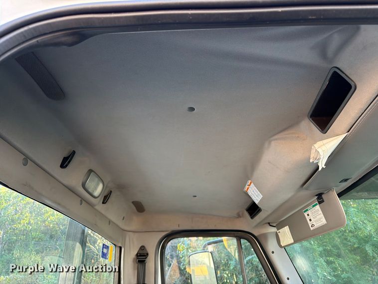image for item DT2955 2013 Freightliner M2 forestry bucket truck