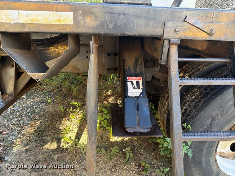 image for item DT2955 2013 Freightliner M2 forestry bucket truck