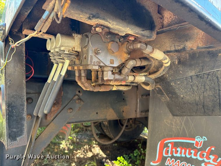 image for item DT2955 2013 Freightliner M2 forestry bucket truck