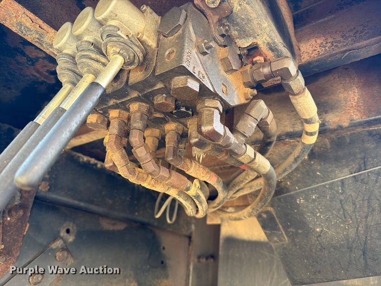 image for item DT2955 2013 Freightliner M2 forestry bucket truck