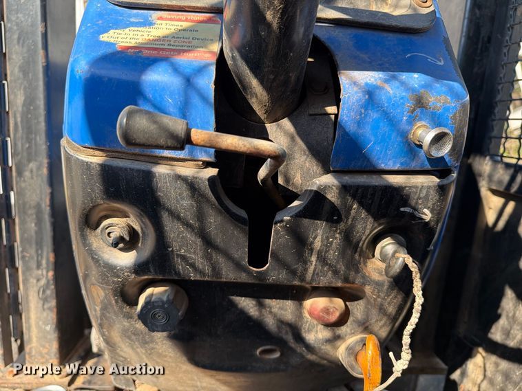 image for item DT2957 New Holland TB120 tractor