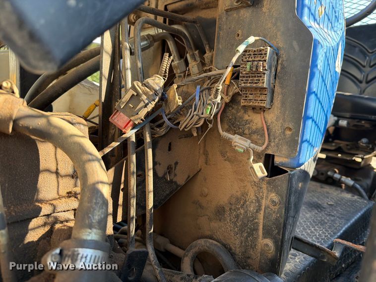 image for item DT2957 New Holland TB120 tractor