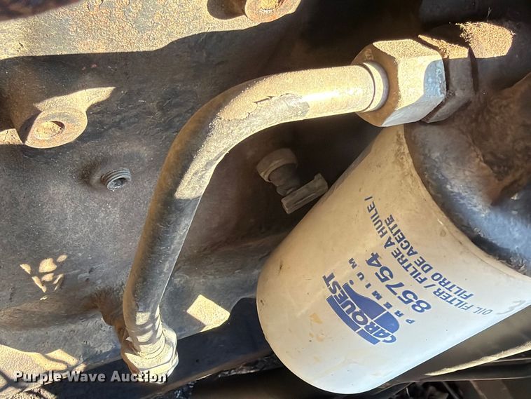 image for item DT2957 New Holland TB120 tractor