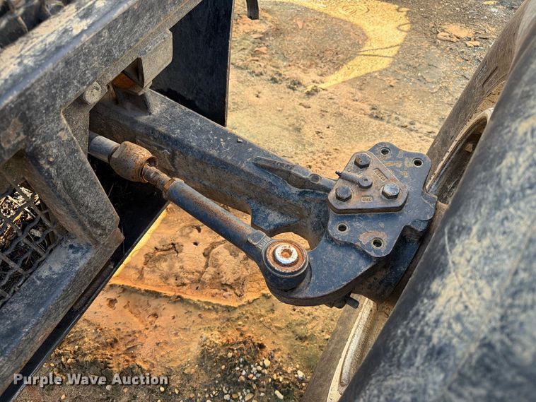image for item DT2957 New Holland TB120 tractor