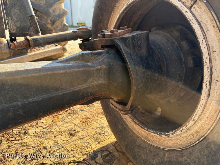 image for item DT2957 New Holland TB120 tractor