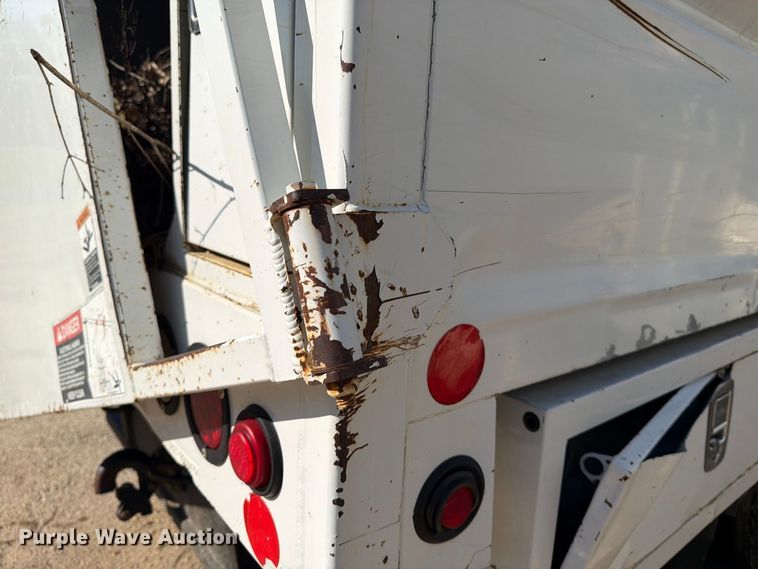 image for item DT2959 2012 Freightliner M2 bucket truck