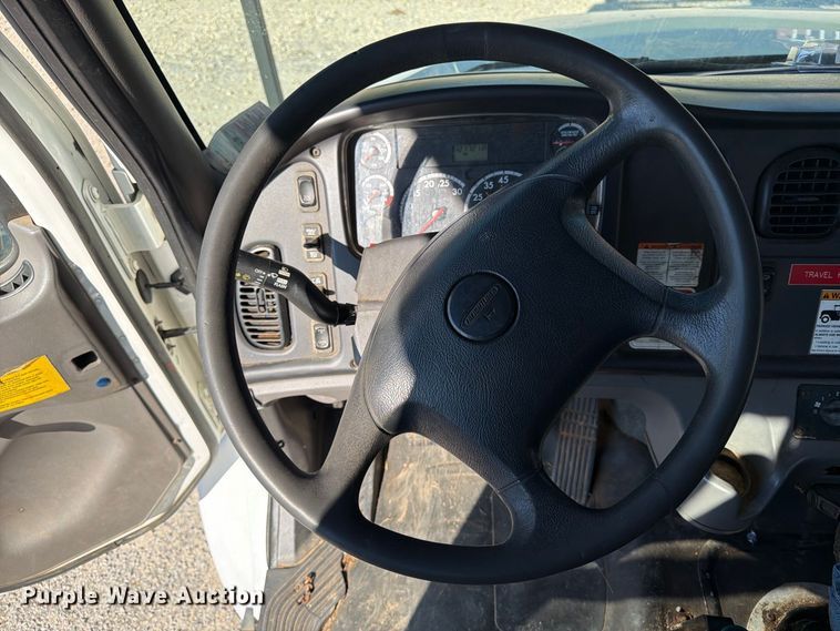 image for item DT2959 2012 Freightliner M2 bucket truck