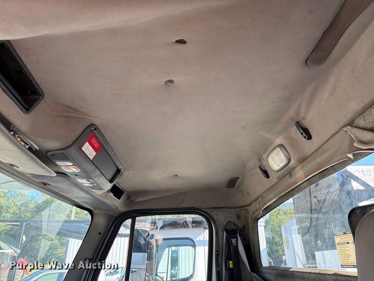 image for item DT2959 2012 Freightliner M2 bucket truck