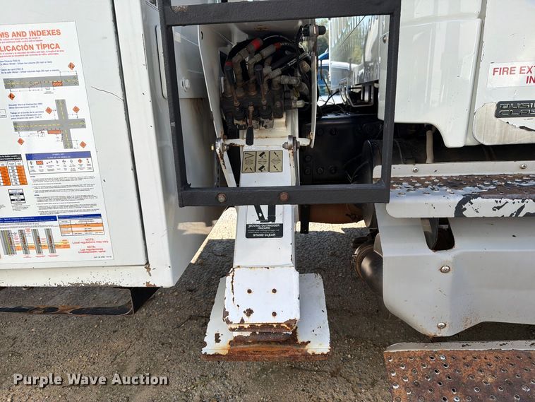 image for item DT2959 2012 Freightliner M2 bucket truck