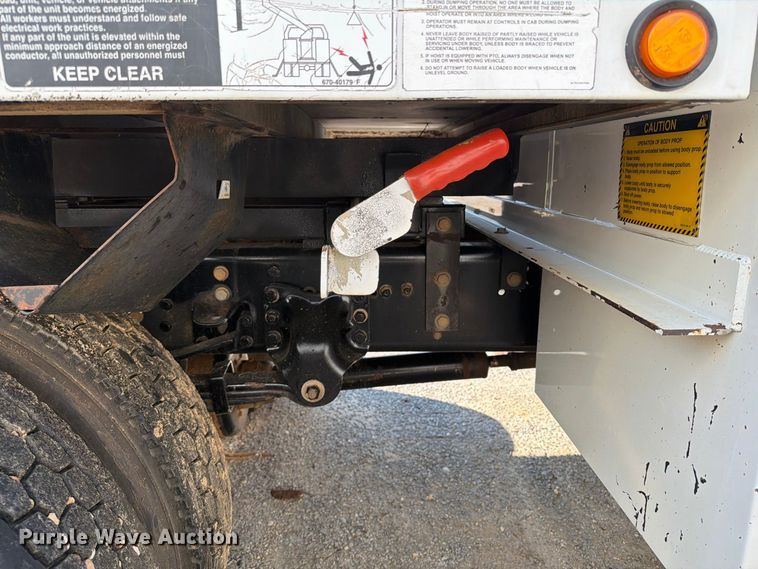 image for item DT2959 2012 Freightliner M2 bucket truck