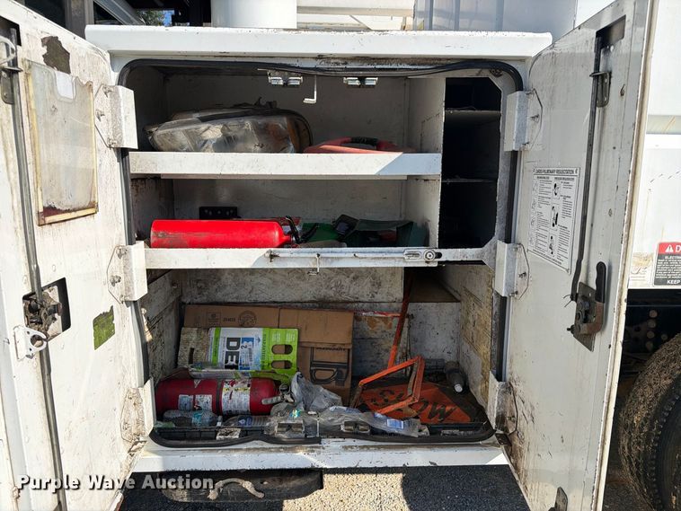 image for item DT2959 2012 Freightliner M2 bucket truck