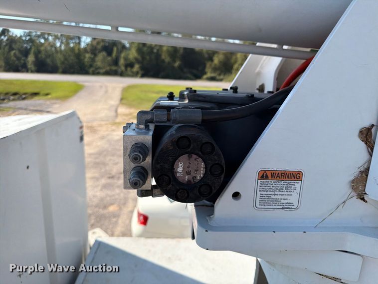 image for item DT2959 2012 Freightliner M2 bucket truck