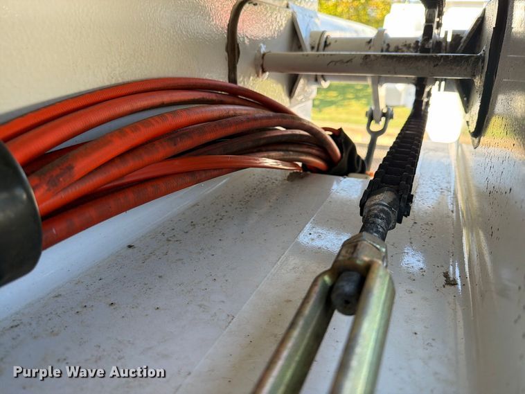 image for item DT2959 2012 Freightliner M2 bucket truck