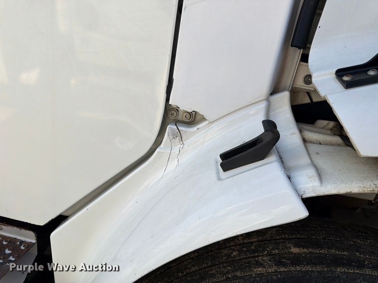image for item DT2959 2012 Freightliner M2 bucket truck