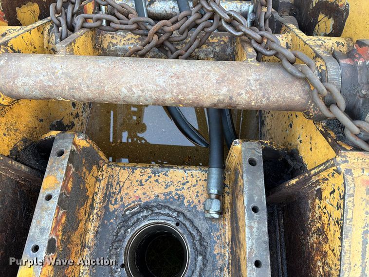 image for item DT2960 2010 Prentice 2470 mulcher