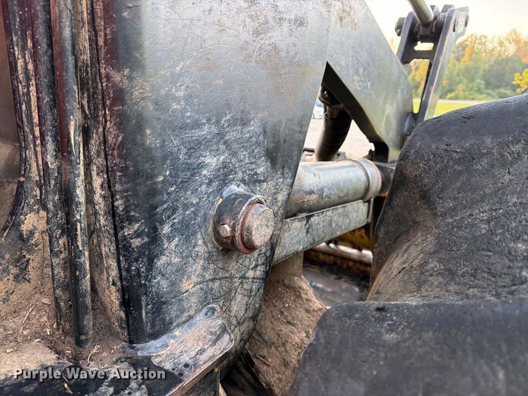 image for item DT2960 2010 Prentice 2470 mulcher