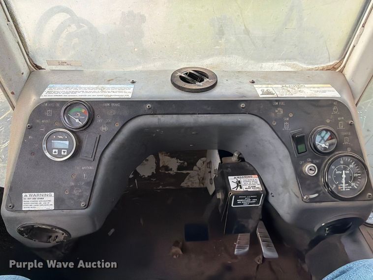 image for item DT2960 2010 Prentice 2470 mulcher