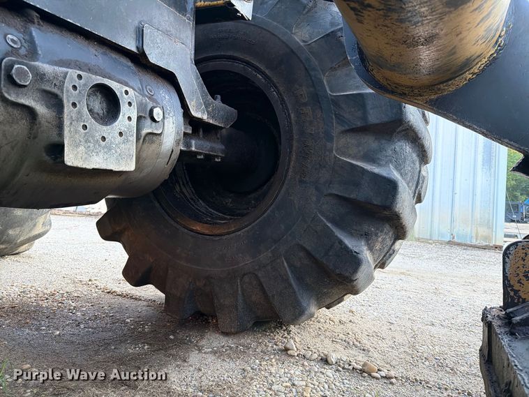 image for item DT2960 2010 Prentice 2470 mulcher