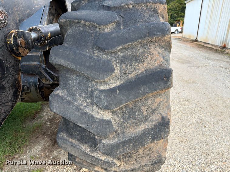 image for item DT2960 2010 Prentice 2470 mulcher