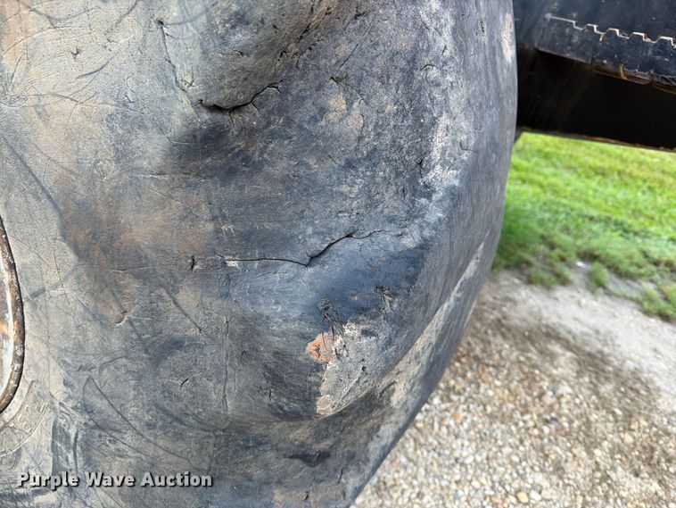 image for item DT2960 2010 Prentice 2470 mulcher