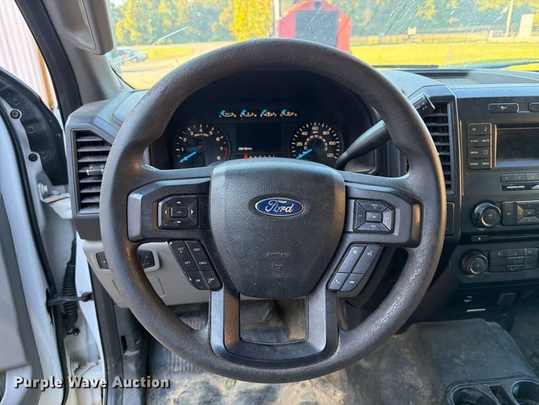 image for item DT2961 2016 Ford F150 Ext. Cab pickup truck