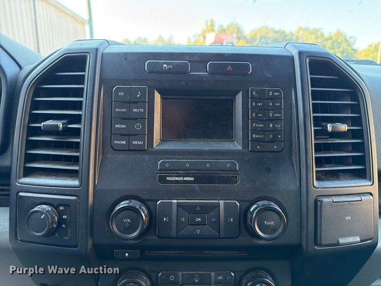 image for item DT2961 2016 Ford F150 Ext. Cab pickup truck
