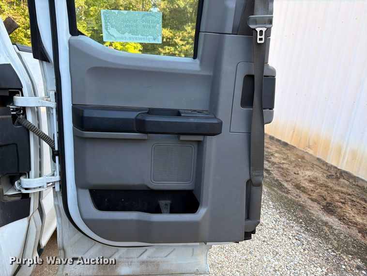 image for item DT2961 2016 Ford F150 Ext. Cab pickup truck