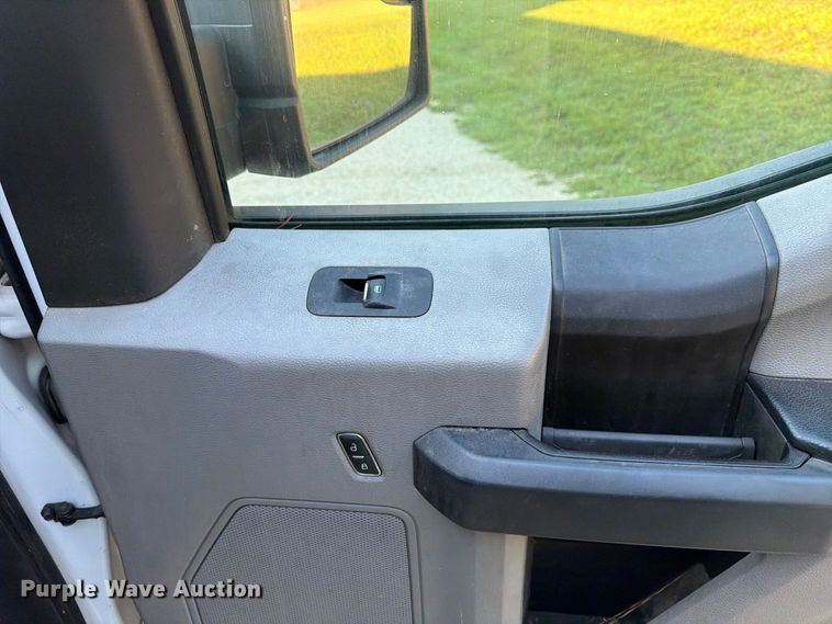 image for item DT2961 2016 Ford F150 Ext. Cab pickup truck