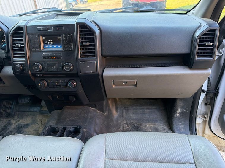image for item DT2961 2016 Ford F150 Ext. Cab pickup truck