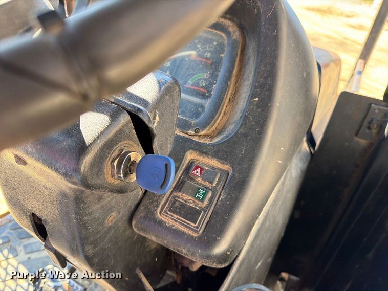 image for item DT2962 2013 New Holland TS6.120 tractor