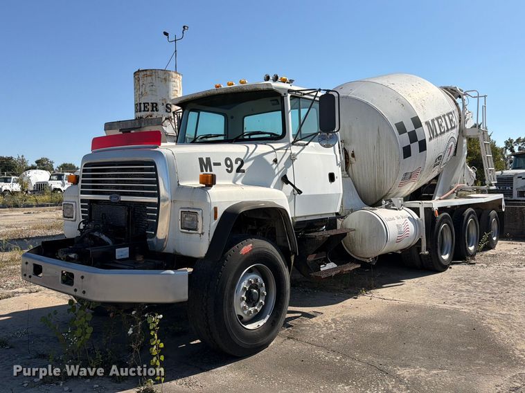 1997 FORD LT9000 READY MIX TRUCK