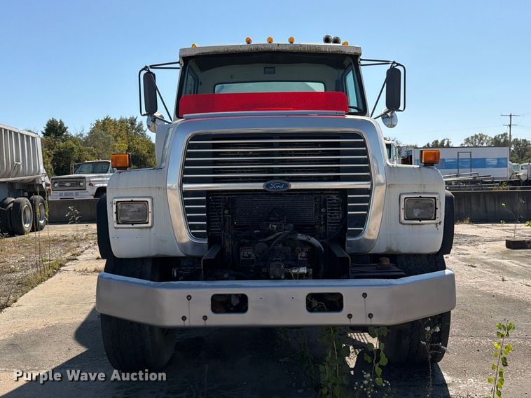 image for item DT3055 1997 Ford LT9000 ready mix truck