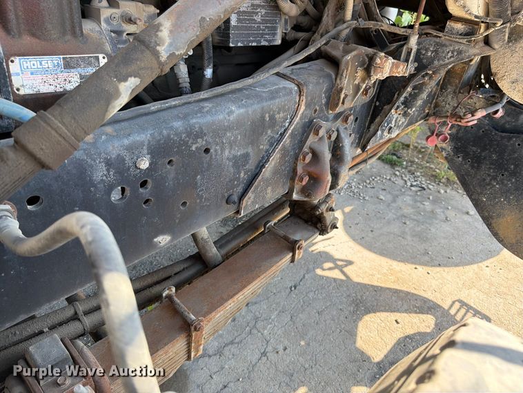 image for item DT3055 1997 Ford LT9000 ready mix truck