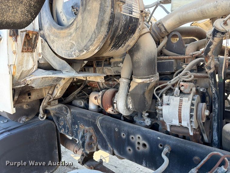 image for item DT3055 1997 Ford LT9000 ready mix truck