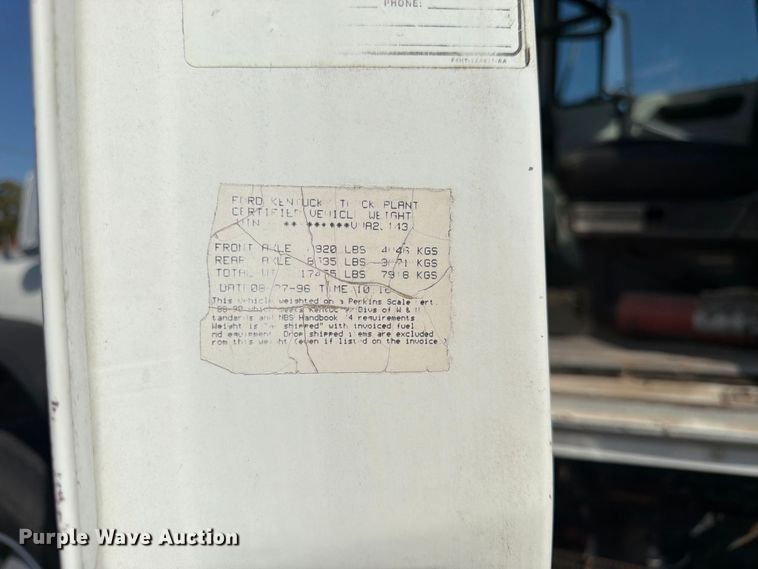 image for item DT3055 1997 Ford LT9000 ready mix truck