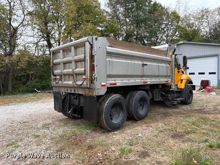image for item DT3067 2012 International WorkStar 7400 dump truck