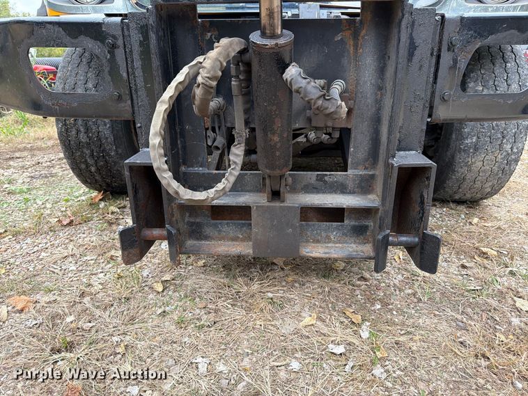 image for item DT3067 2012 International WorkStar 7400 dump truck