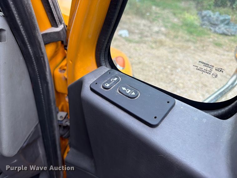 image for item DT3067 2012 International WorkStar 7400 dump truck