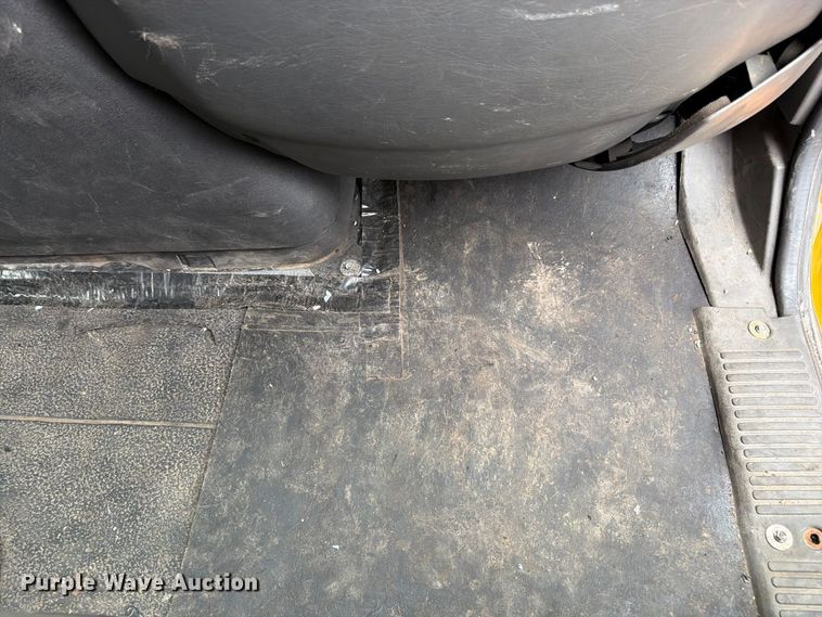 image for item DT3067 2012 International WorkStar 7400 dump truck