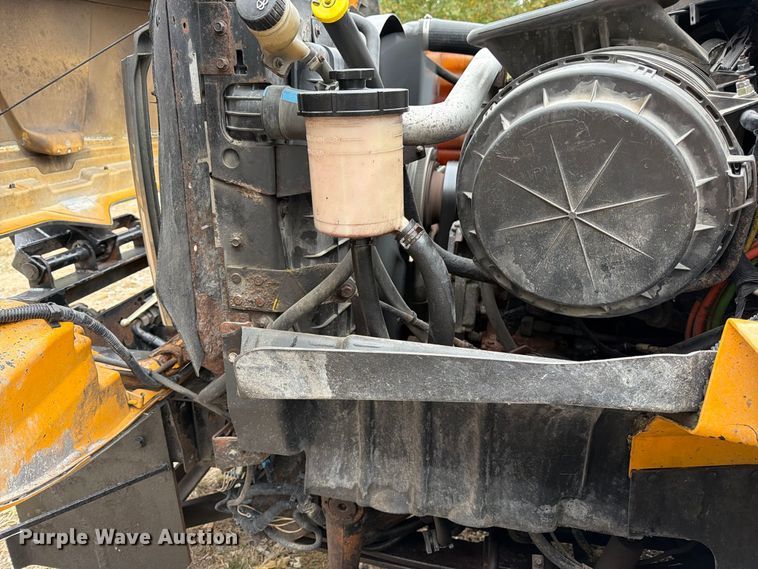 image for item DT3067 2012 International WorkStar 7400 dump truck